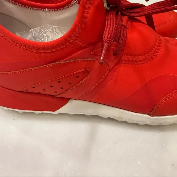 Moncler Women’s Red Sneakers / Running Shoes Sz US 8 EU 38 EUC